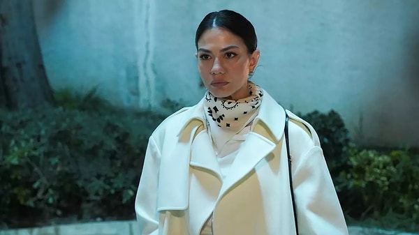 Eşref Rüya'nın yeni bölümü yine sosyal medyanın gündemine oturdu.