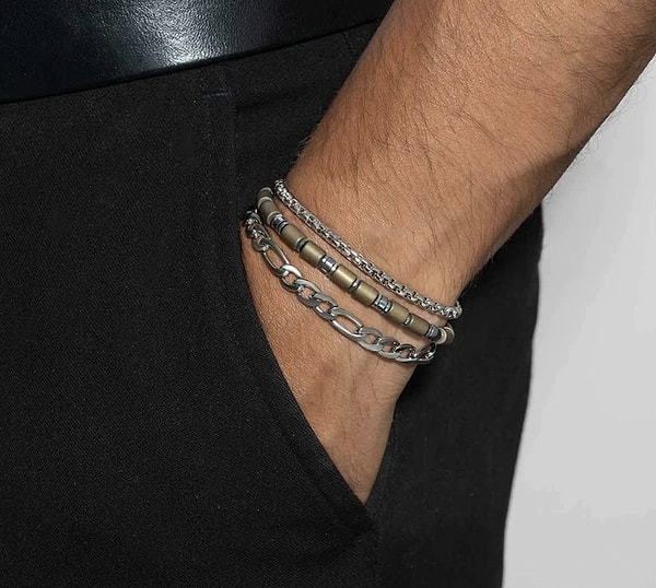 Maskülen ve karizmatik: So CHIC Çelik Bileklik Seti!
