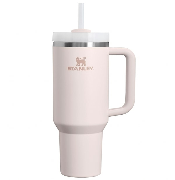 Soğuk içecekler her an yanınızda: Stanley Quencher Pipetli Termos!