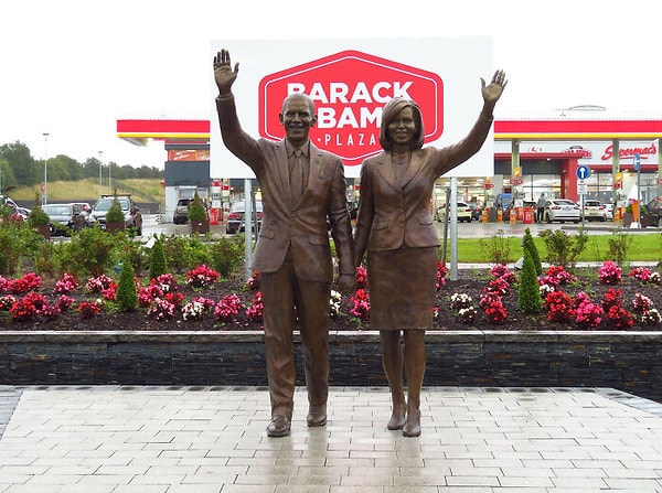 9. Barack Obama Plaza – Moneygall, İrlanda