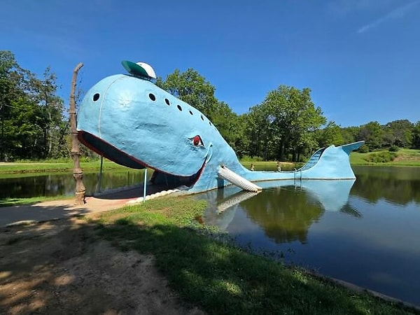 6. Oklahoma, Catoosa'da bulunan "The Blue Whale" (Mavi Balina)