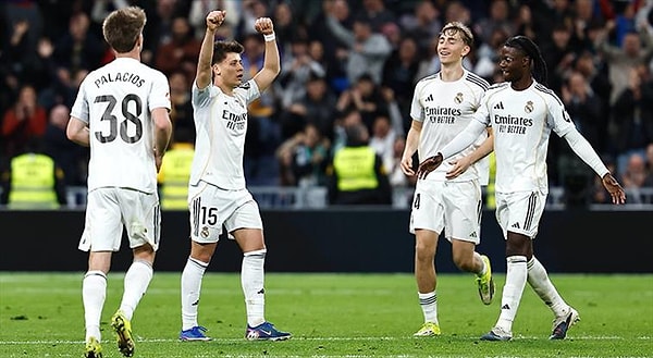 İspanya halen Arda'nın Elche'ye attığı golü konuşuyor.