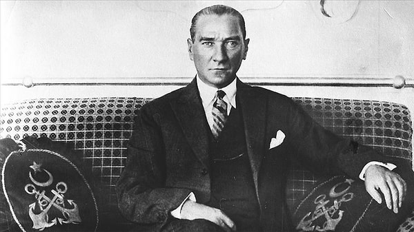 Bir fotoğraf daha Atatürk arşivlerine eklenmiş oldu.
