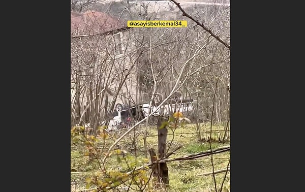 Dar ve virajlı köy yollarında yapılacak en ufak bir dikkatsizlik veya aşırı hız, aracın kontrolünün kaybedilmesine neden olabiliyor. Videoda aracın o şekilde takla atıp bahçeye uçması, fiziksel sınırların ne kadar çabuk aşılabileceğinin bir kanıtı.