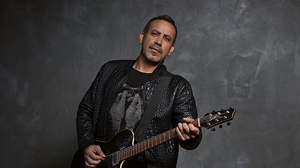 Soyadı "Levent" değil...