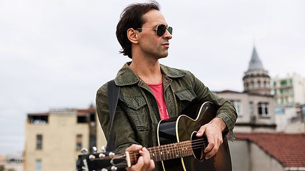 Nirvana ve Pearl Jam'den yerinde esinlenmiş!