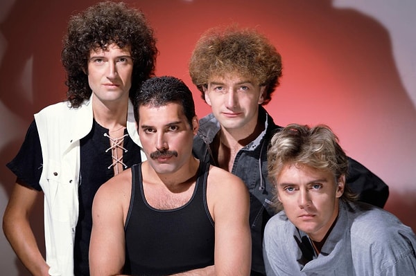1. İlk şarkımızla başlayalım! Queen - Bohemian Rhapsody?