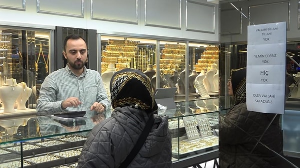 Gram altın haftaya yüzde 2,9 düşüşle başlarken, güne 6 bin 225 TL'den başladı.