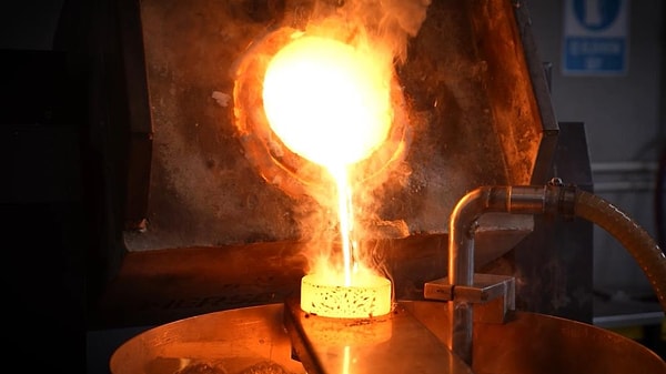 Ramazan Bayramı öncesinde gram altın 7 bin lira seviyelerindeyken, global gelişmelerle gram fiyatı 6 bin liraya düştü.