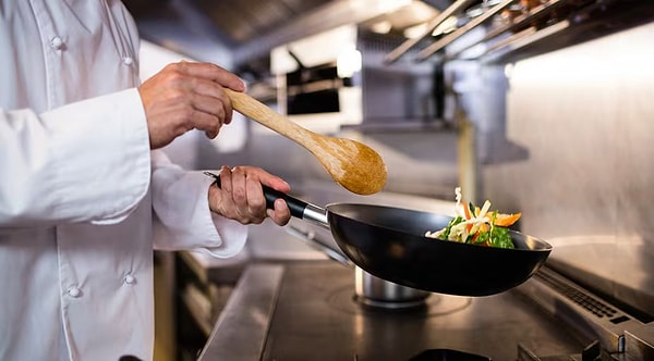 9. Confit yöntemi en doğru şekilde hangisini anlatır?