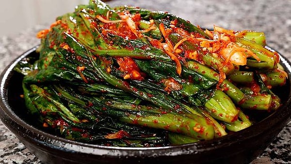 8. Gat kimchi