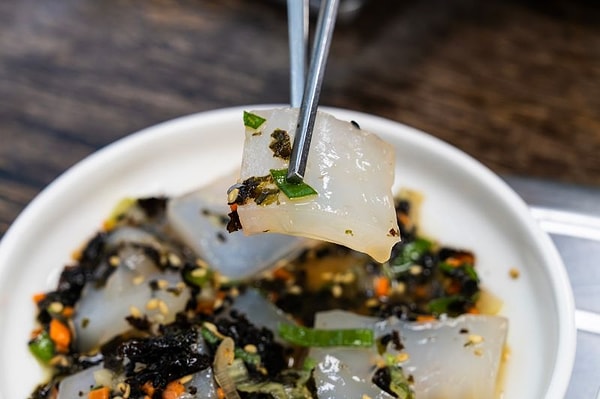 10. Cheongpomuk muchim