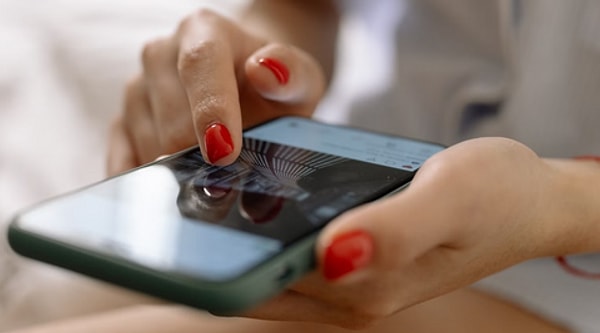 Daha önce benzer amaçla yapılan çalışmalarda metal veya karbon bazlı malzemeler denenmişti.