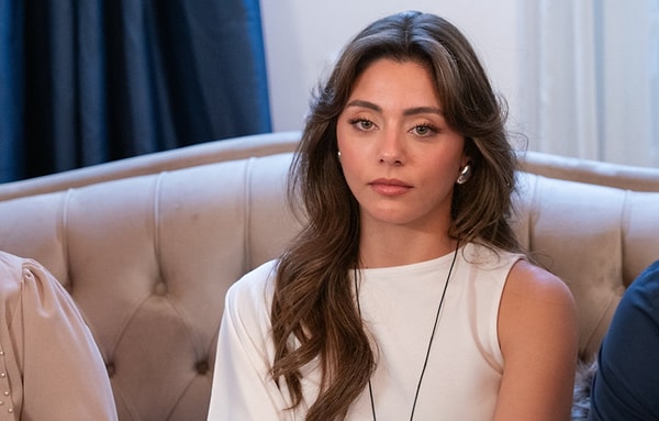 Sıla Türkoğlu son dönemin en popüler oyuncularının başında geliyor.