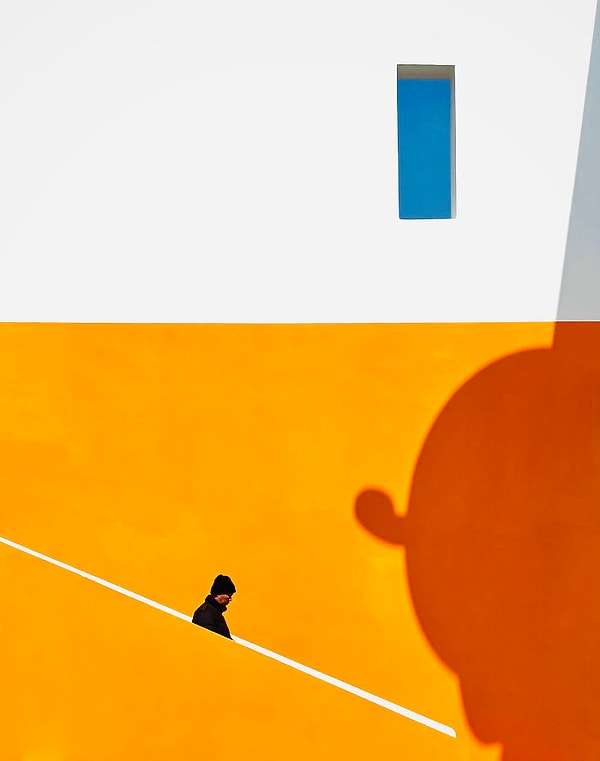 10. Mansiyon - Sokak Fotoğrafçılığı: Gölge Oyunu - Yue Yu