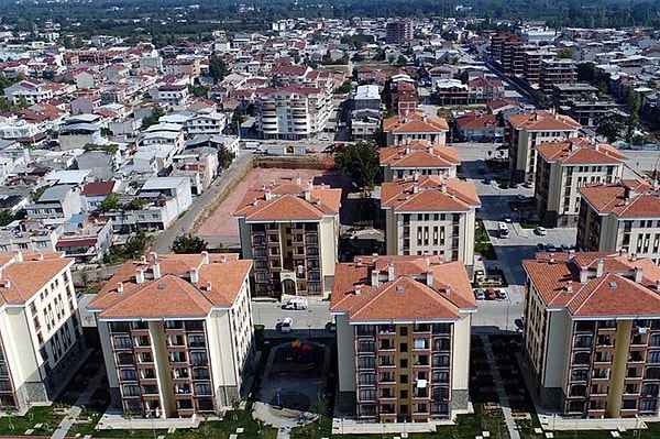 Fırsat ilanı algısıyla dolandırdılar.