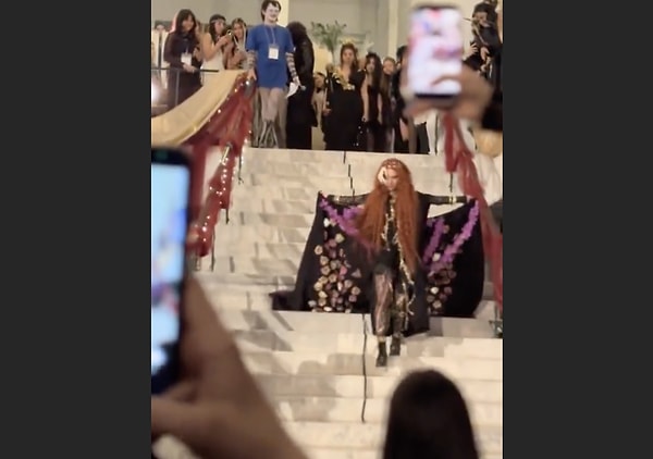 Peki sırasıyla hangi karakterleri canlandırmışlar;