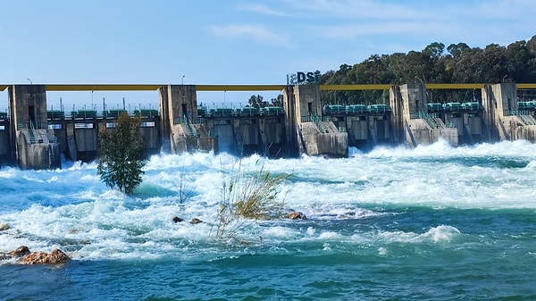 Adana’nın Seyhan Barajı’nda son yağışlarla birlikte su seviyesi yüzde 82’ye yükseldi.