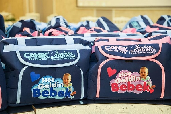 Canik Belediye Başkanı İbrahim Sandıkçı, gönül belediyeciliği anlayışıyla çalışmaya devam ederek yeni sosyal destek programlarını hayata geçirmeye devam ettiklerini ifade etti.