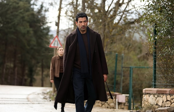 TV8 ekranlarında yayınlanacak Kosova - Türkiye maçı nedeniyle yerli diziler iptal ediliyor.