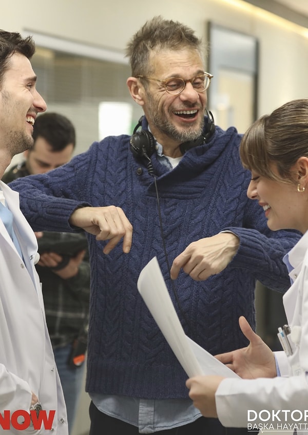 NOW dizisi Doktor Başka Hayatta'nın yönetmeni Ketche Hakan Kırvavaç diziye veda etti.
