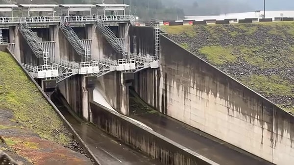 Türkiye’de etkili olan yağışlı hava dalgasıyla barajlar adeta bayram etti.