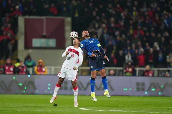 Golden sonra rakip kalede baskıyı sürdürüyoruz.