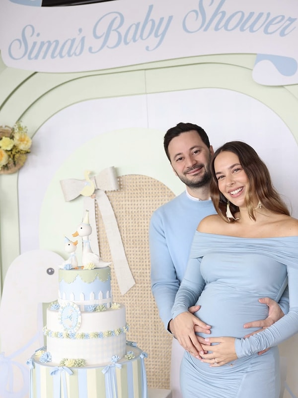 Sima Tarkan, son yıllarda sosyal medya ve sosyete dünyasında öne çıkan isimlerden biri olarak dikkat çekiyor.