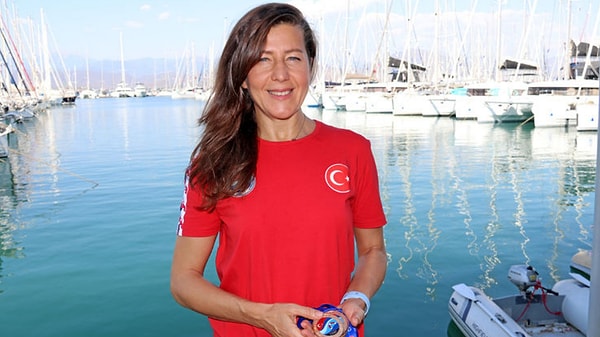 Rekortmen sporcu duygularını şöyle ifade etti;