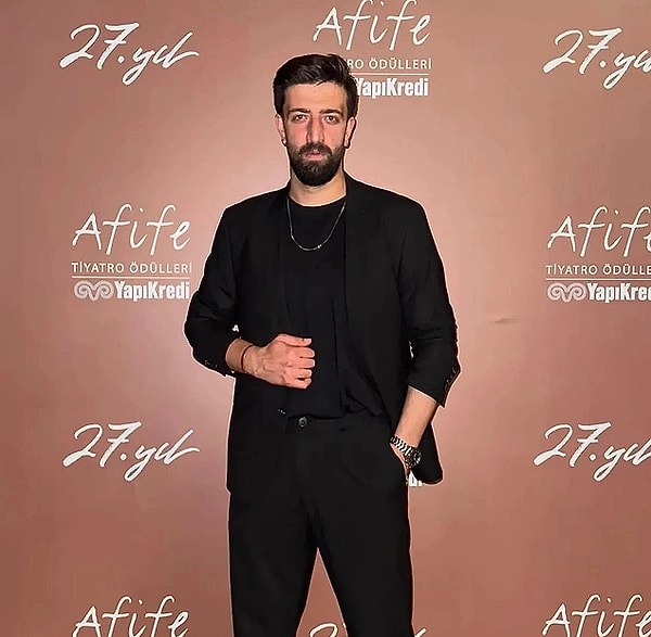 Ramazan Tetik geçtiğimiz günlerde geçirdiği kalp krizinin ardından hastaneye kaldırılmıştı ve hayatını kaybettiği öğrenilmişti.