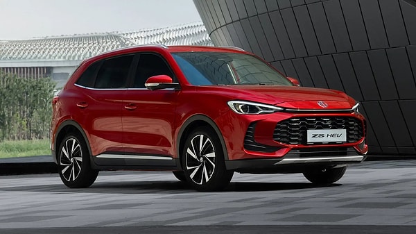 MG ZS Hybrid Luxury Hibrit Fiyat Listesi Nisan 2026