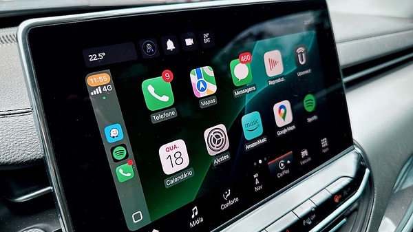 ChatGPT artık Apple CarPlay’de sesli olarak kullanılabiliyor