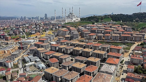 Konutlar iki yıl içinde teslim edilmeye başlanacak.