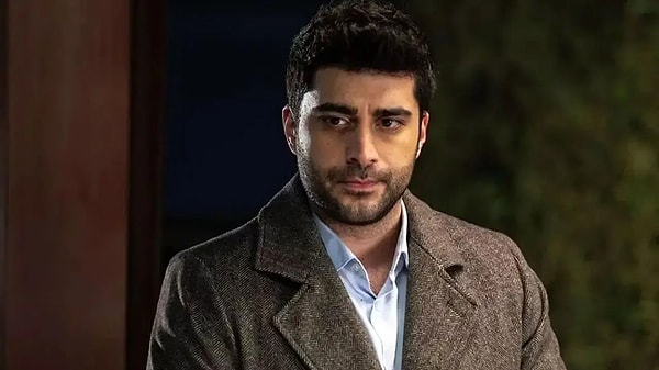 Kızılcık Şerbeti'nden olaylı bir şekilde çıkarılan Doğukan Güngör, yeni dizi anlaşması yaptı.