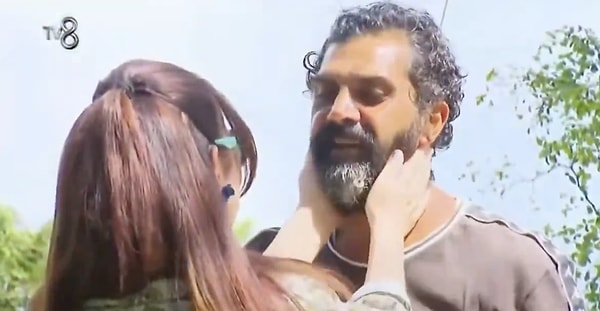 Acun Ilıcalı, Survivor'da Bayhan'a büyük bir sürpriz yaptı.