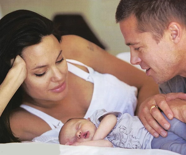 Hollywood’un bir döneme damga vuran çifti Angelina Jolie ve Brad Pitt’in ilişkisi, yalnızca aşk hayatlarıyla değil kurdukları geniş aileyle de yıllarca konuşulmuştu.