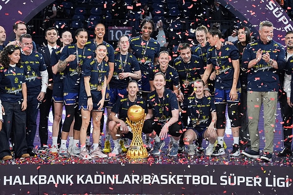 Üst üste 8.kez şampiyon oldular.