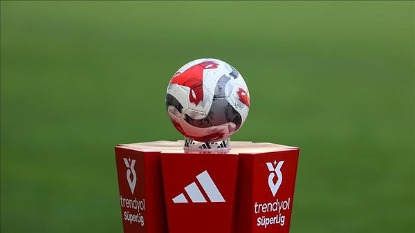 Ligin kalitesi düştükçe yayın gelirleri azalıyor, sponsorluklar zayıflıyor.