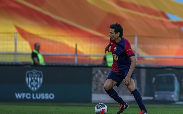 Futbola Estonya'da döndü.