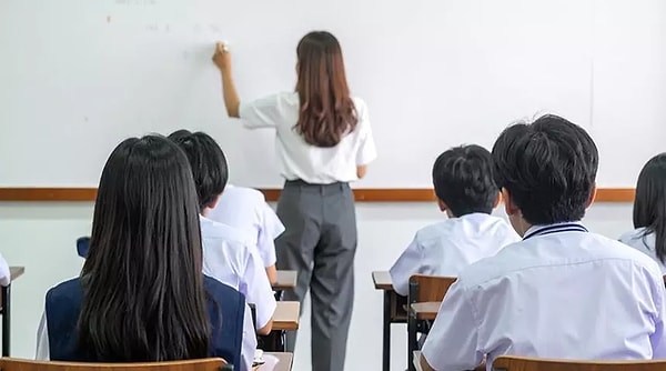 Millî Eğitim Bakanlığı (MEB), yabancı büyükelçilik ve konsolosluklara bağlı olarak faaliyet gösteren ancak bakanlık onayı bulunmayan bazı okullara yönelik kapsamlı bir denetim süreci başlattı.