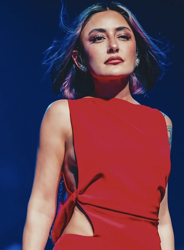 Melek Mosso Kariyeri