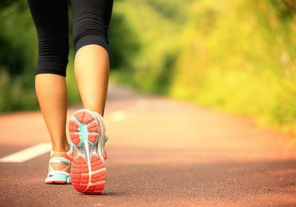 Araştırmanın en dikkat çeken noktalarından biri, yoğun egzersiz için spor salonuna gitmenin şart olmaması.
