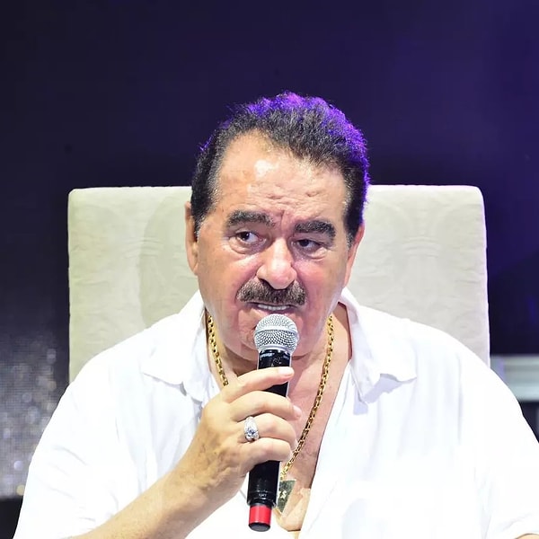 Son olarak, yurt dışı konserlerinin ardından İstanbul’daki evinde rahatsızlanan Tatlıses’in durumunun ciddiyeti üzerine ambulansla hastaneye kaldırıldığı öğrenildi.