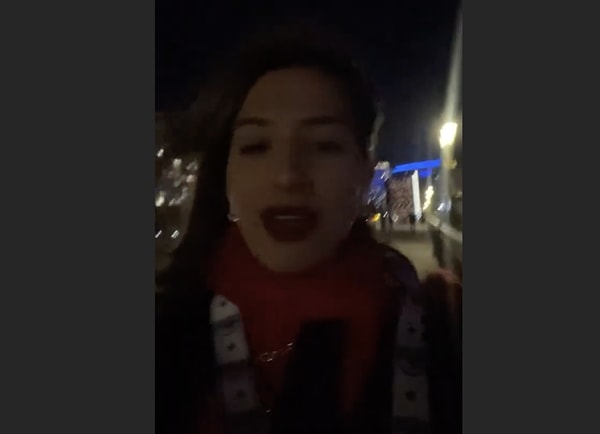 Turistik bölgelerde telefonunu korumak için şunlara dikkat edebilirsin;