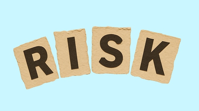 Study Reveals How Childhood Poverty Shapes Risk-Taking Behavior in Later Stages of Life