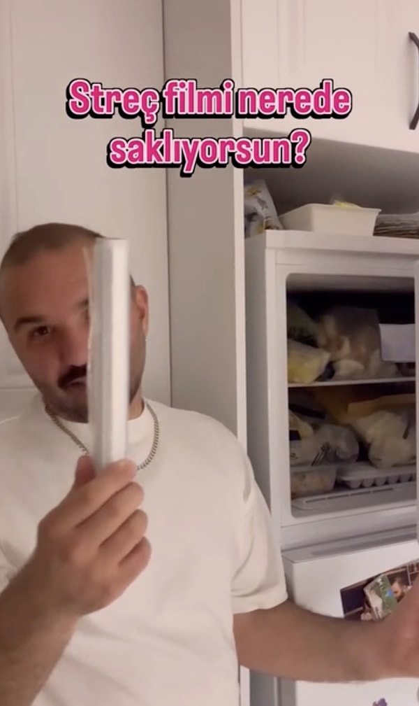 Hemen hemen her evde yaşanan o sahne: Streç filmi rulosundan ayırmak istersiniz ama film ya kendi üzerine yapışır ya da parça parça yırtılarak sinirlerinizi bozar.