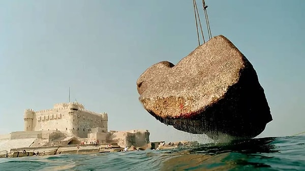 Onlarca yıla yayılan su altı kazıları sonucunda binlerce arkeolojik obje titizlikle belgelenerek kayıt altına alındı.