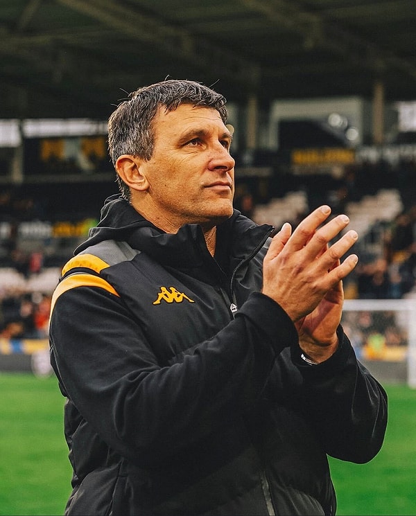 Hull City Teknik Direktörü Sergej Jakirović, EFL Championship’te “Yılın Teknik Direktörü” ödülüne aday gösterildi.