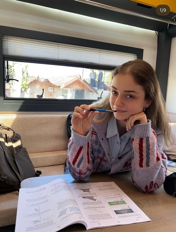 TRT1'in sevilen Karadeniz dizisi Taşacak Bu Deniz genç kadrosuyla dikkat çekiyor.