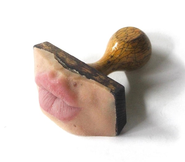 7. Mühürlemek için daha iyi bir seçim olmazdı: Öpücükler...